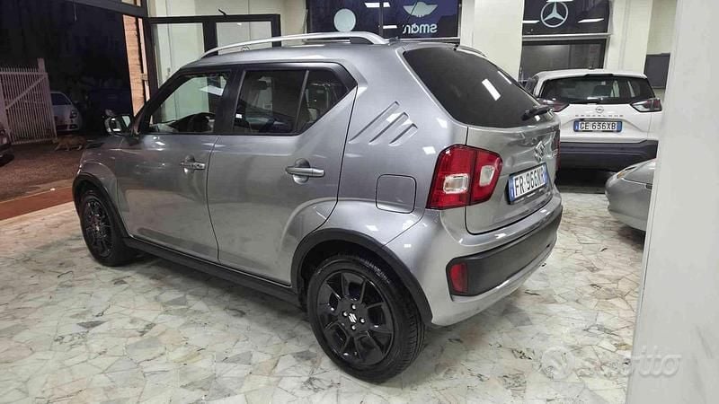 Usata Suzuki Ignis 90 CV (66 kW) 2018 Grigio SUV
