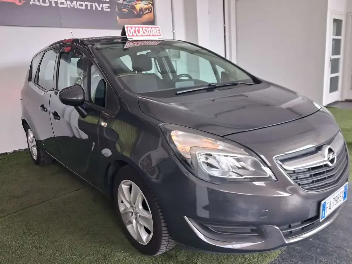 Usata Opel Meriva 101 CV (74 kW) 2015 Grigio Monovolume
