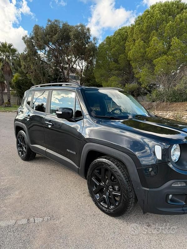 Usata Jeep Renegade Limited 120 CV (88 kW) 2017 Nero SUV