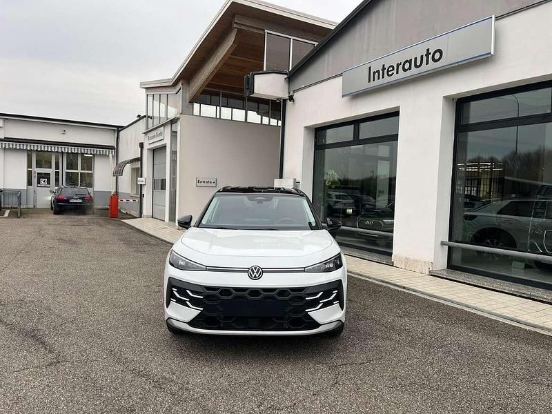 Nuova VW T-Roc Life 150 CV (110 kW) 2026 Bianco SUV
