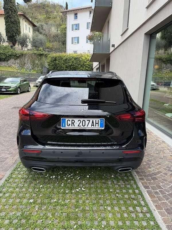 Usata Mercedes GLA250 AMG Line Premium 163 CV (119 kW) 2023 Nero SUV
