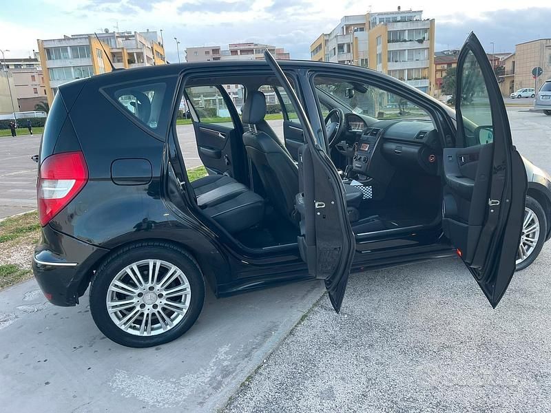 Usata Mercedes A180 Elegance 2012 Nero Berlina