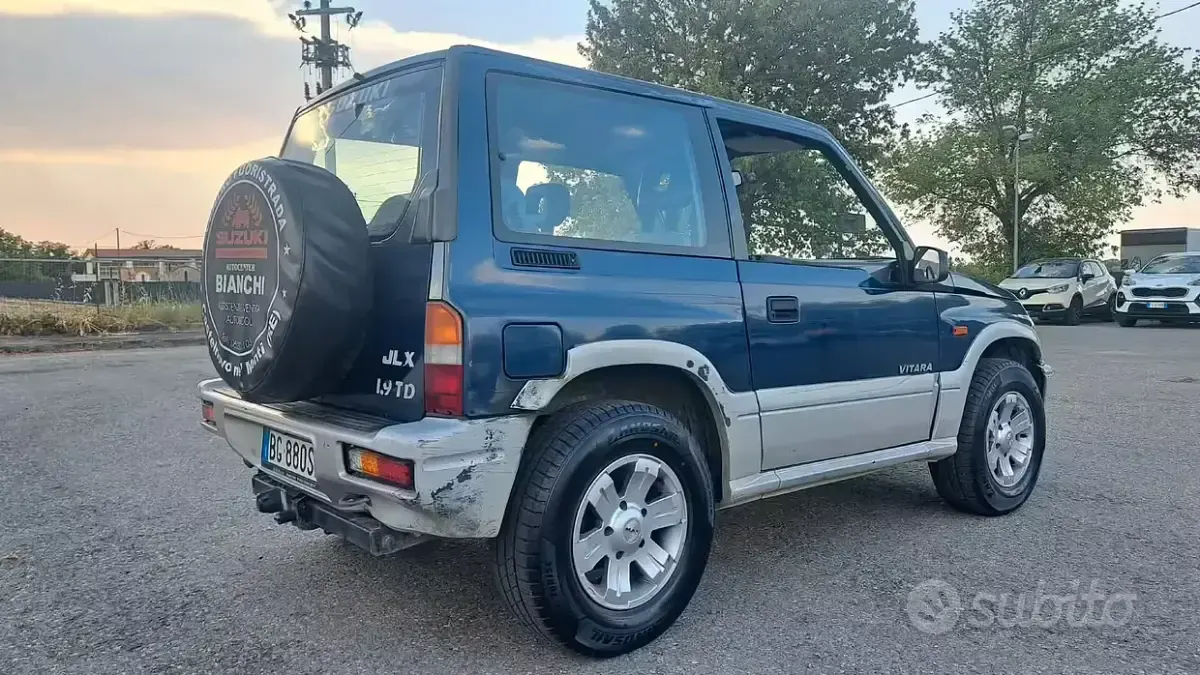 Usata Suzuki Vitara 75 CV (55 kW) 1999 Bluazzurro SUV