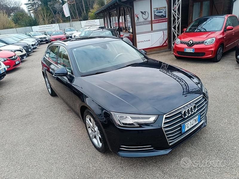 Käytetty Audi A4 Sport 122 HP (89 kW) 2017 Harmaa Farmari