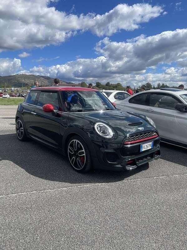 Verde Usata 2017 Mini John Cooper Works Due volumi | 19.000 € (Ottimo prezzo) - Immagine 1/4