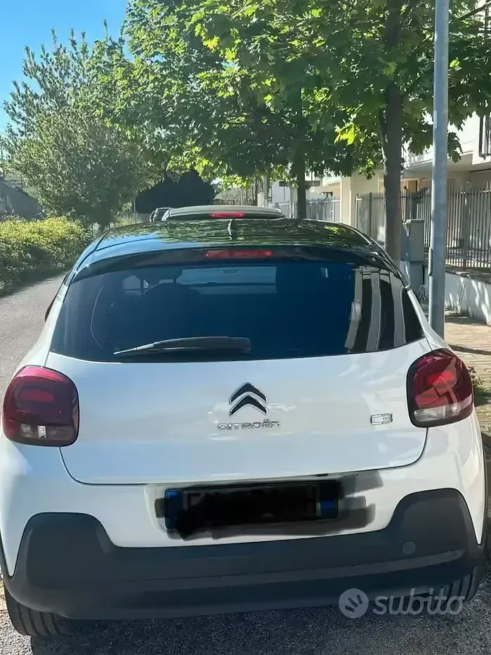 Gebraucht Citroën C3 82 PS (60 kW) 2018 Weiß Kleinwagen