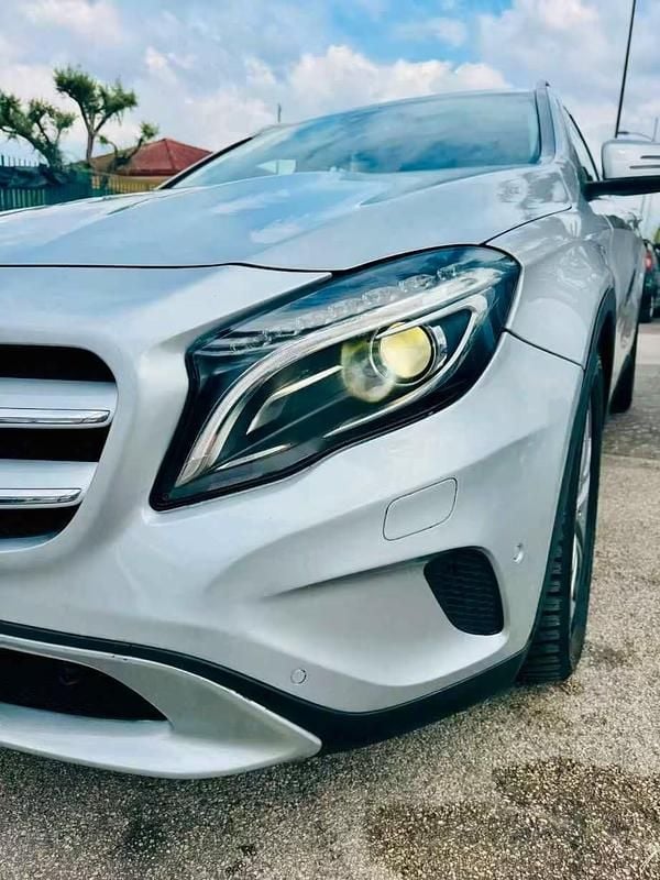 Usata Mercedes GLA220 Premium 177 CV (130 kW) 2014 Grigio SUV