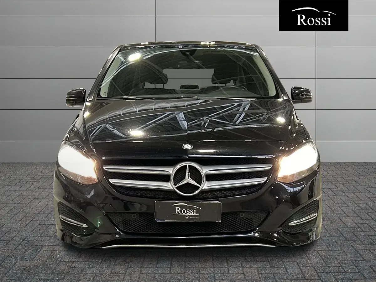 Usata Mercedes B180 109 CV (80 kW) 2016 Utilitaria