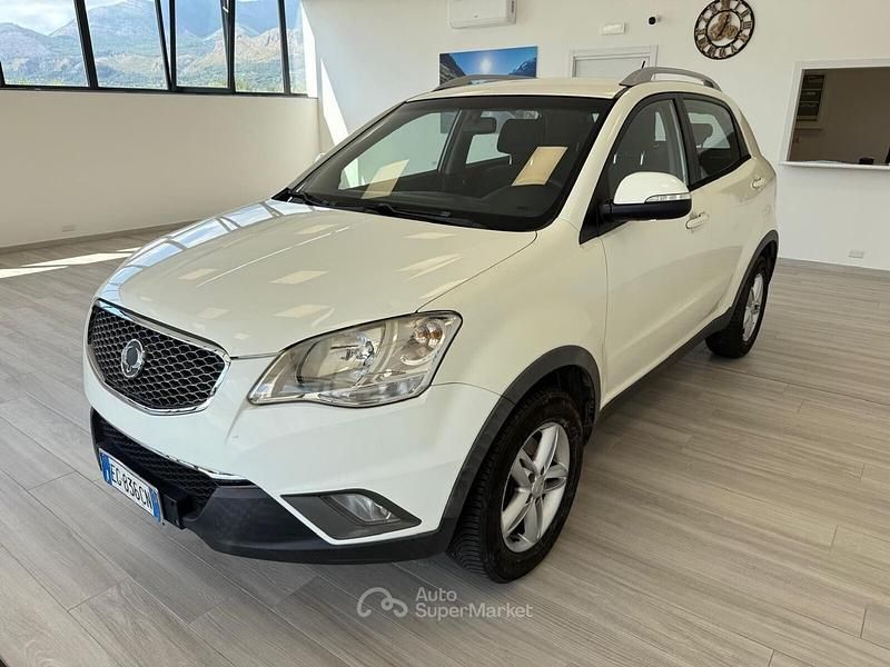 Usata SsangYong Korando 175 CV (128 kW) 2011 Bianco Station wagon