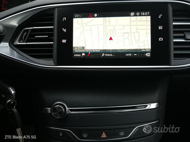 Usata Peugeot 308 120 CV (88 kW) 2017