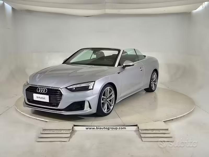 Usata Audi A5 Cabriolet S-Line 190 CV (139 kW) 2020 Grigio Cabrio