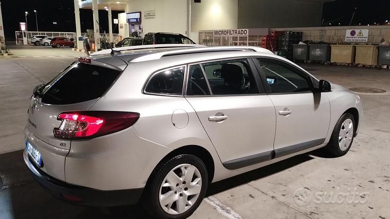 Usata Renault Mégane GrandTour 110 CV (80 kW) 2012 Grigio Station wagon