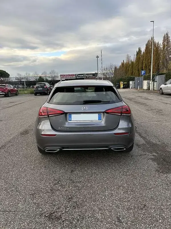 Usata Mercedes A180 116 CV (85 kW) 2020 Berlina