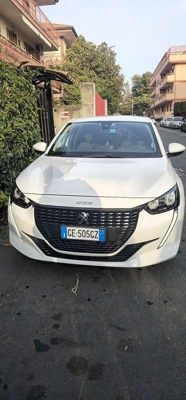 Usata Peugeot 208 Allure 101 CV (74 kW) 2021 Utilitaria