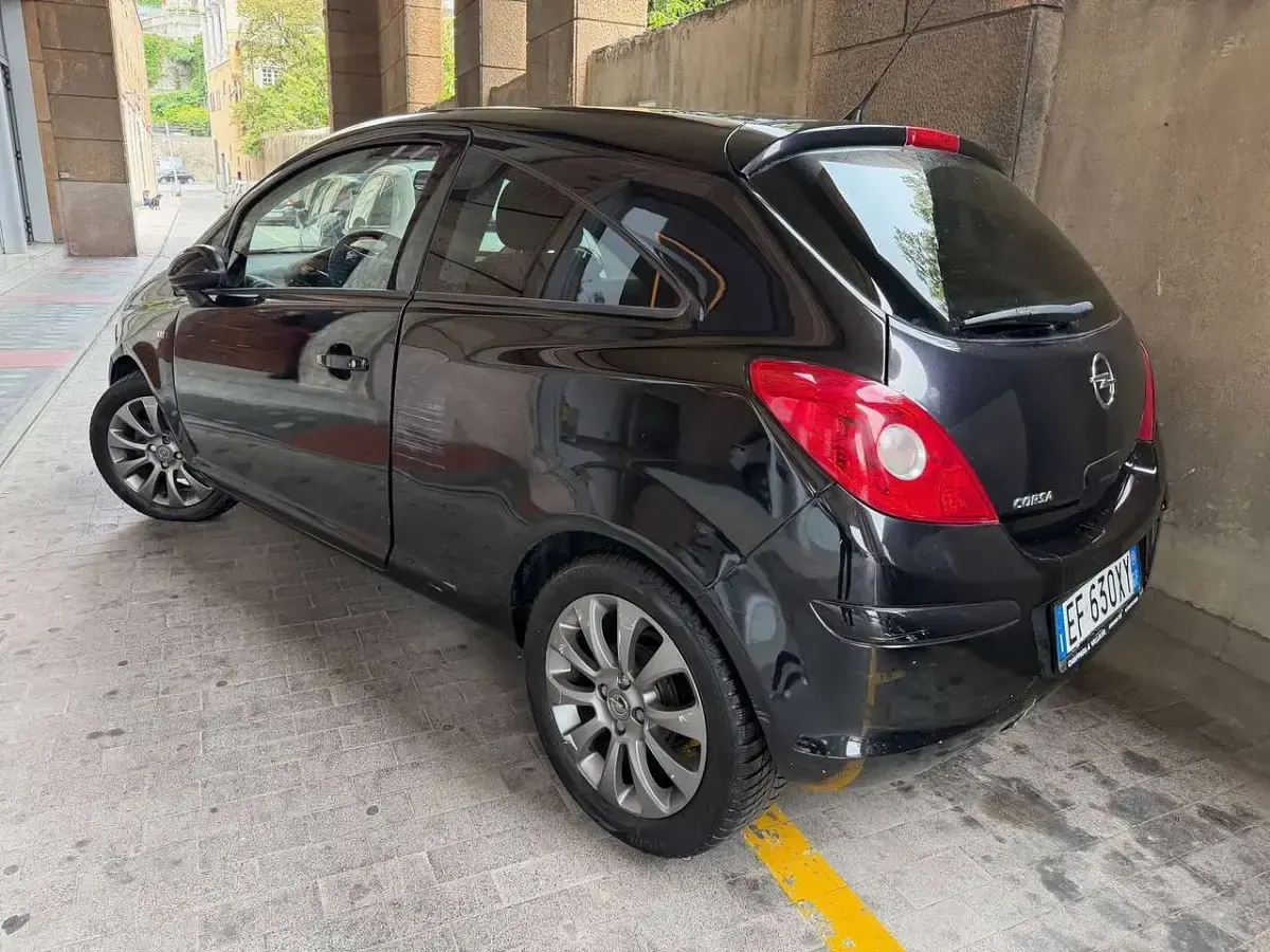 Używany Opel Corsa Club 86 KM (63 kW) 2011 Other Hatchback