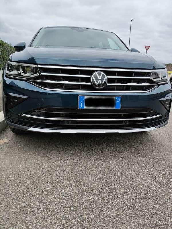 Usata VW Tiguan Elegance 150 CV (110 kW) 2023 Blu/azzurro SUV