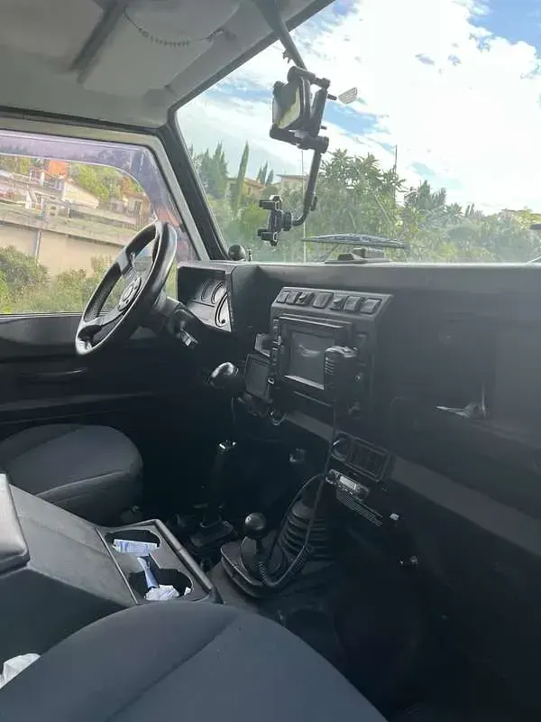 Usata Land Rover Defender S 122 CV (89 kW) 2006 Bianco Station wagon