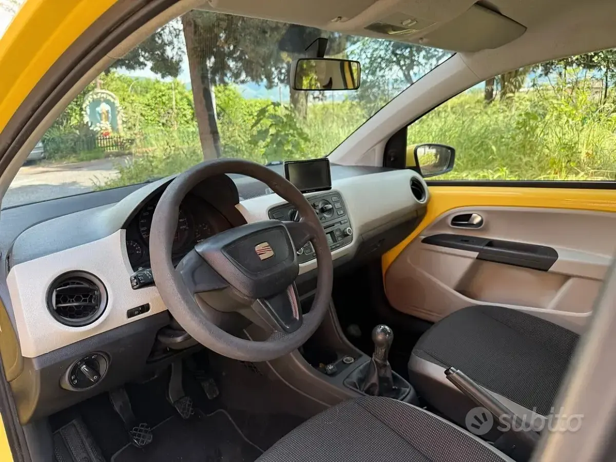 Usata Seat Mii 60 CV (44 kW) 2013 Giallo Utilitaria