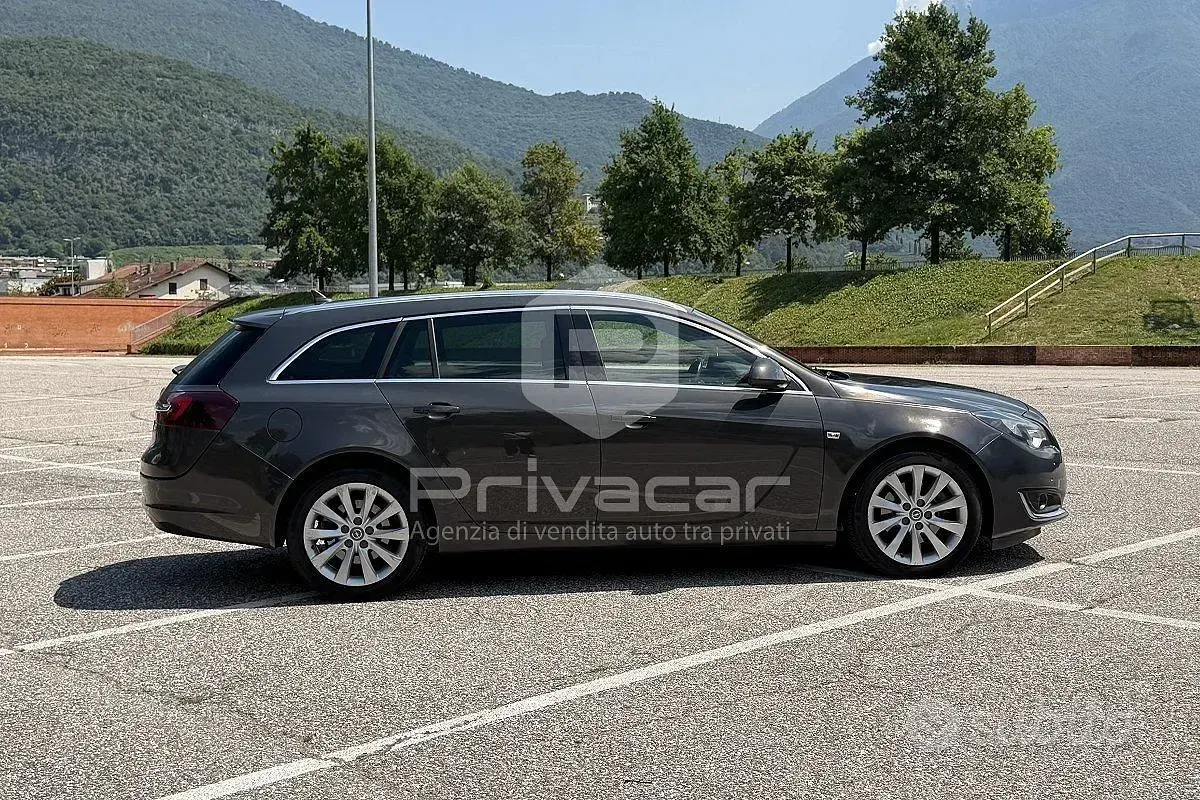 Usata Opel Insignia Business 163 CV (119 kW) 2014 Grigio Station wagon