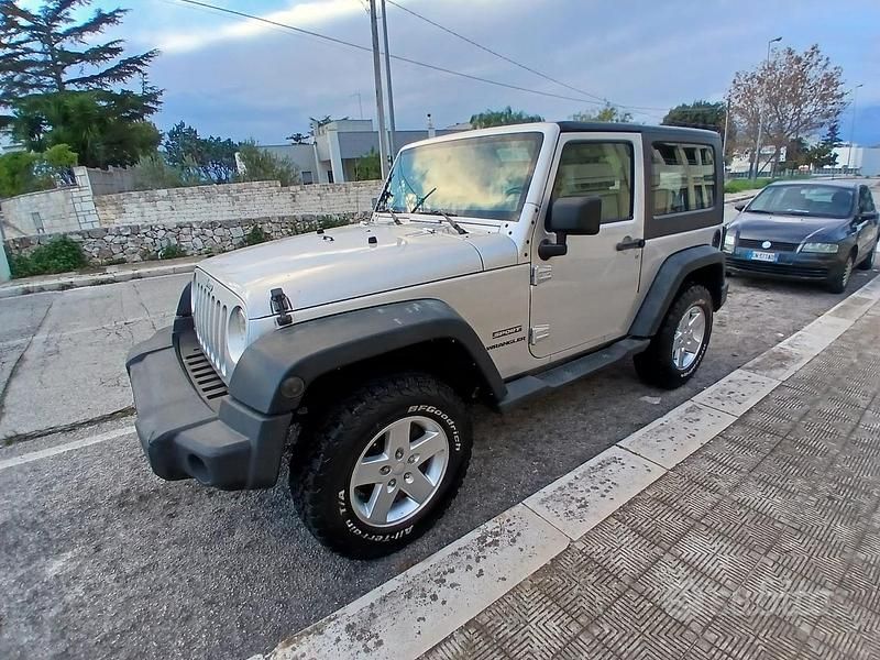 Usata Jeep Wrangler Sport 2010 Grigio SUV