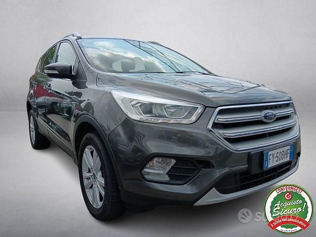 Usata Ford Kuga S 120 CV (88 kW) 2019 Grigio SUV