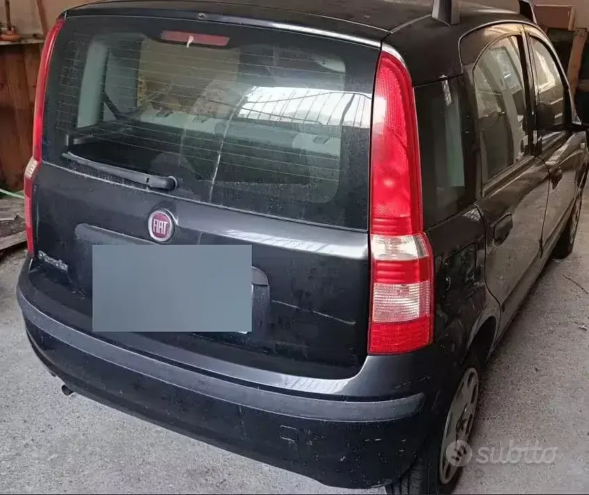 Begagnad Fiat Panda Dynamic 69 HK (50 kW) 2012 Svart Halvkombi