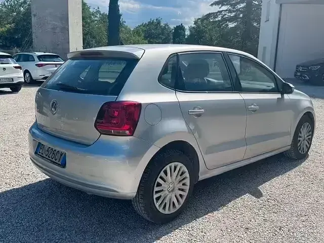 Usata VW Polo Comfortline 75 CV (55 kW) 2011 Grigio Utilitaria