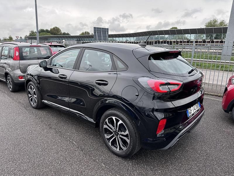 Usata Ford Puma ST-Line 124 CV (91 kW) 2021 Nero Utilitaria