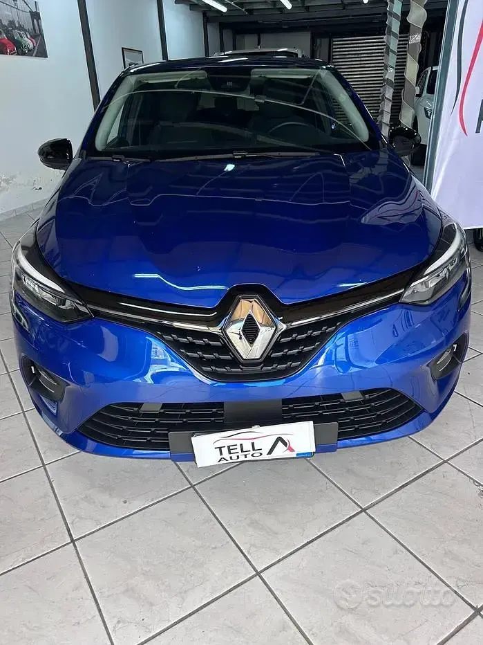 Usata Renault Clio V Evolution 100 CV (73 kW) 2023 Bluazzurro Berlina