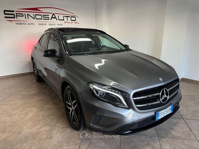 Usata Mercedes GLA200 136 CV (100 kW) 2016 Grigio SUV