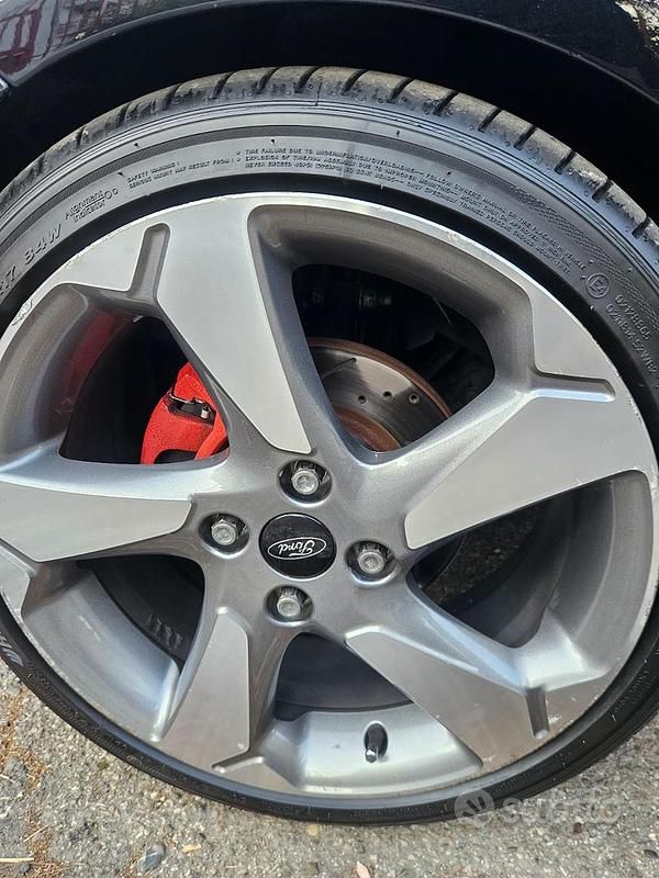 Usata Ford Fiesta Titanium 75 CV (55 kW) 2013 Nero Utilitaria