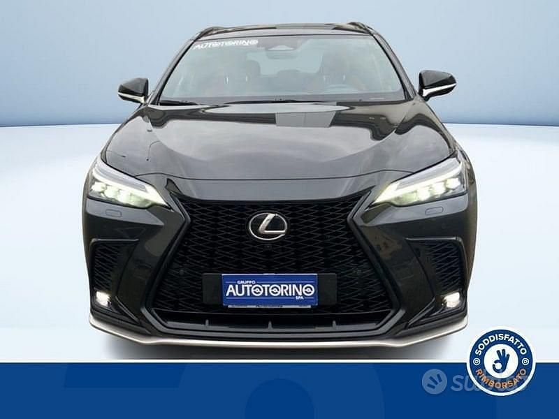 Usata Lexus NX450h+ Sport Line 185 CV (136 kW) 2024 Nero SUV