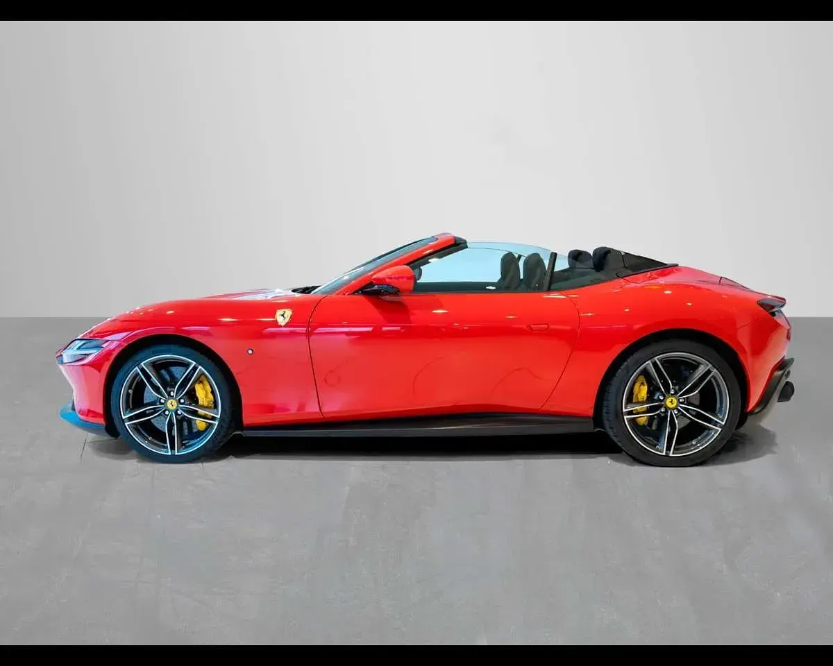 Usata Ferrari Roma 620 CV (456 kW) 2024 Rosso Cabrio