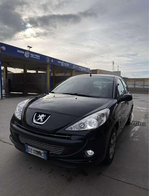 Usata Peugeot 206 60 CV (44 kW) 2010 Berlina