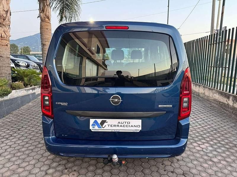 Usata Opel Combo Life Active 76 CV (55 kW) 2019 Blu/azzurro Furgone