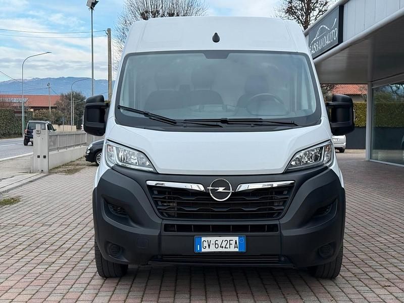 Usata Opel Movano 140 CV (102 kW) 2024 Bianco Furgone