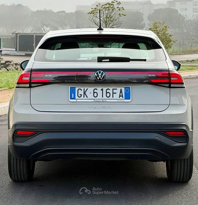 Usata VW Taigo Life 95 CV (69 kW) 2022 Beige SUV