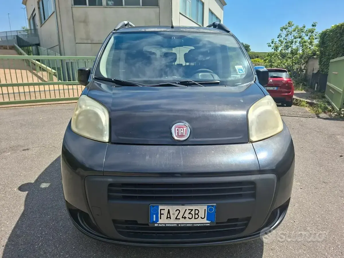 Usata Fiat Qubo Active 77 CV (56 kW) 2015 Nero Monovolume