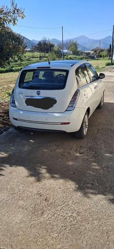 Usata Lancia Ypsilon 75 CV (55 kW) 2009 Utilitaria