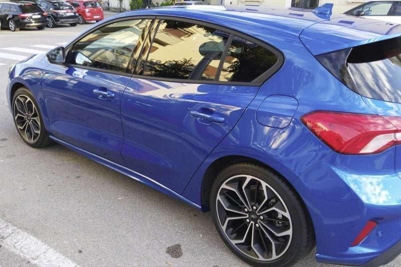 Usata Ford Focus Active 125 CV (91 kW) 2019 Blu/azzurro