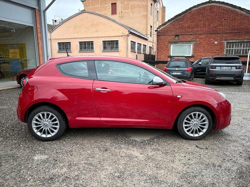 Usata Alfa Romeo MiTo Progression 79 CV (58 kW) 2015 Rosso Utilitaria