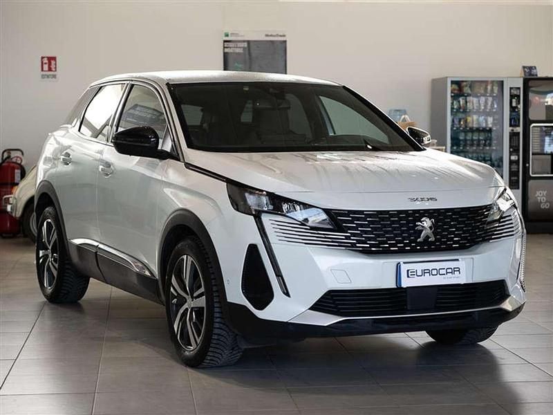Usata Peugeot 3008 Allure 131 CV (96 kW) 2023 Bianco SUV