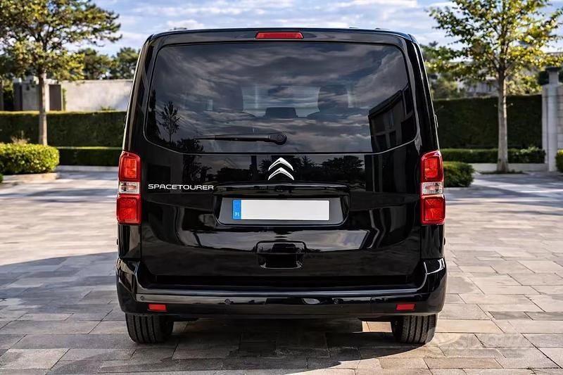 Usata Citroën Spacetourer 122 CV (89 kW) 2023 Nero Monovolume