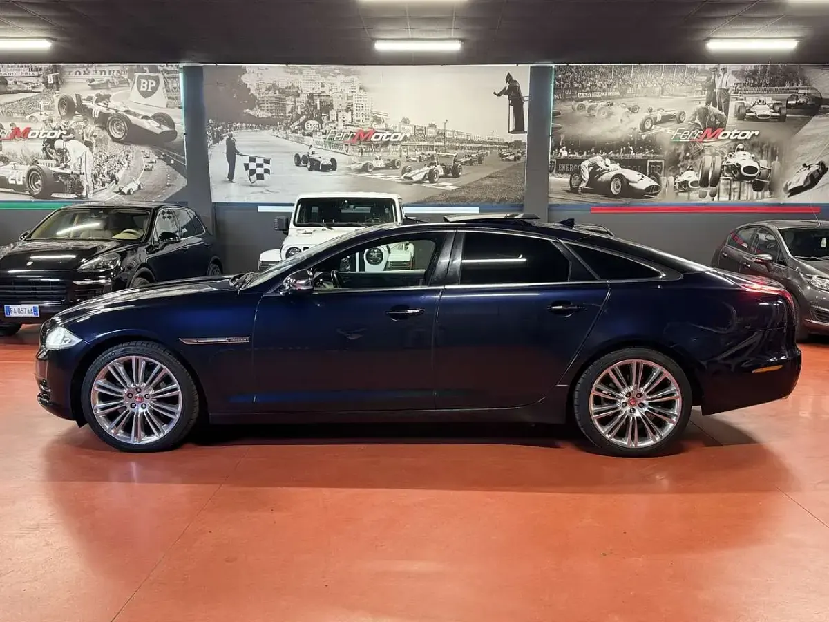 Usata Jaguar XJ 275 CV (202 kW) 2014 Other Berlina