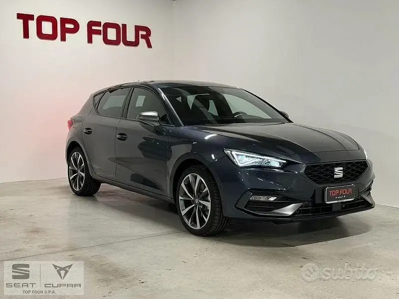 Usata Seat Leon FR 150 CV (110 kW) 2023 Berlina