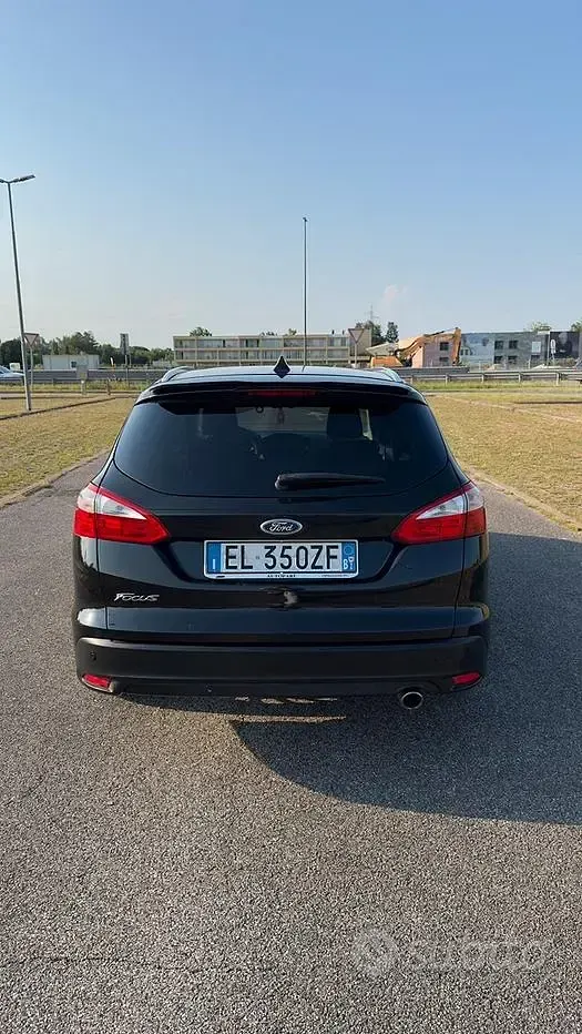 Usata Ford Focus Titanium 163 CV (119 kW) 2012 Nero Station wagon