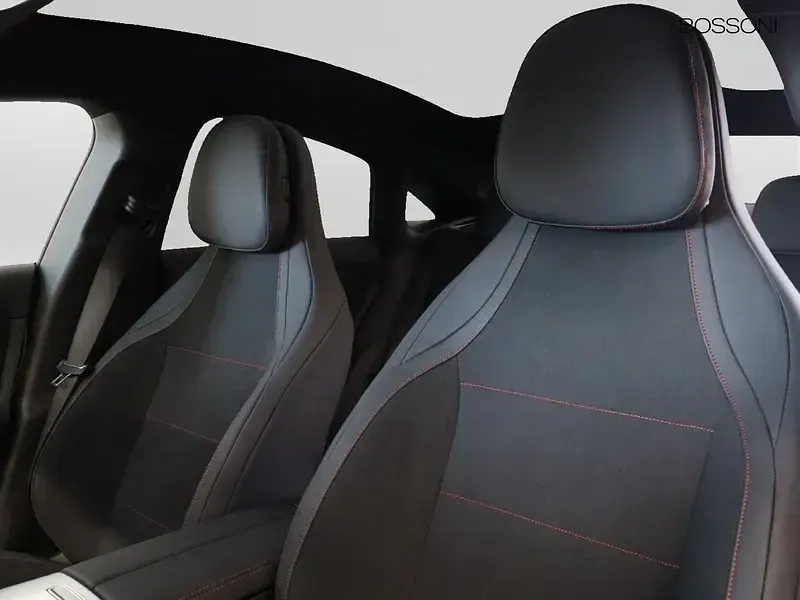 Nuova Mercedes CLA220 Premium 190 CV (139 kW) 2026 Argento Berlina