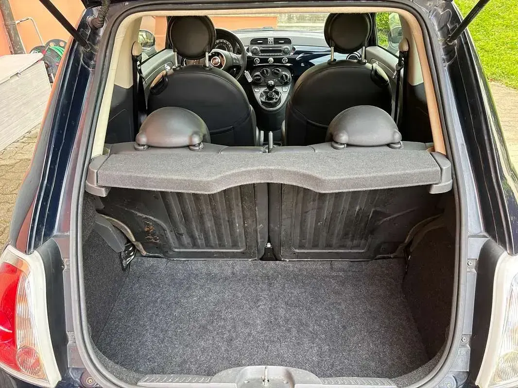 Usata Fiat 500 Lounge 75 CV (55 kW) 2010 Blu/azzurro Utilitaria