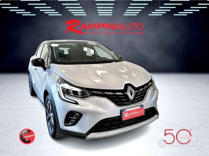 Occasion Renault Captur Techno 91 ch (66 kW) 2024 Gris SUV