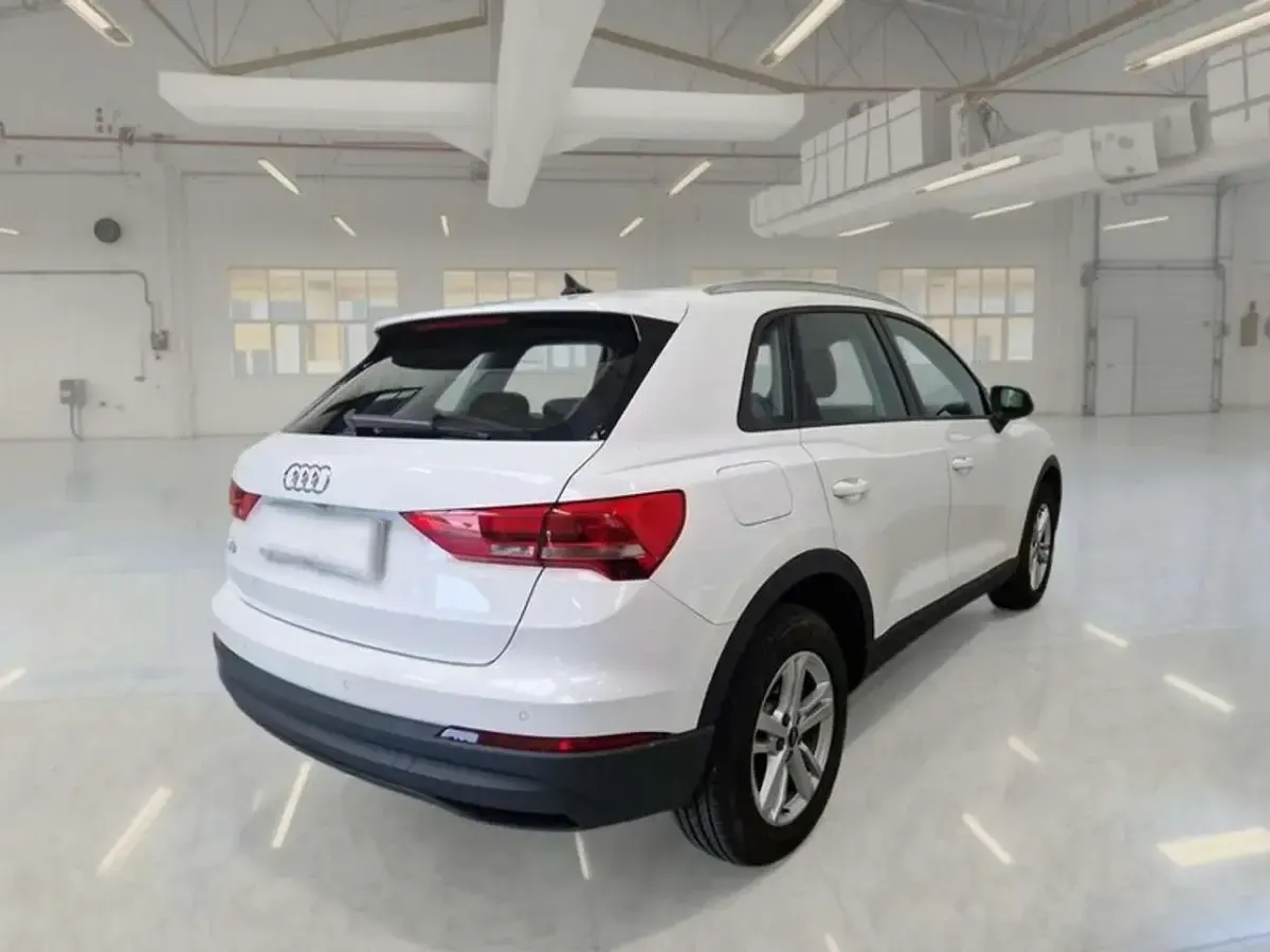 Usata Audi Q3 Business 150 CV (110 kW) 2022 Bianco SUV